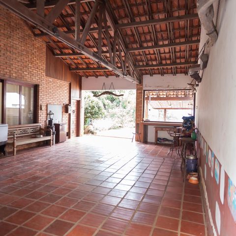 Casa à venda com 1272m², 4 quartos e 4 vagasGaragem