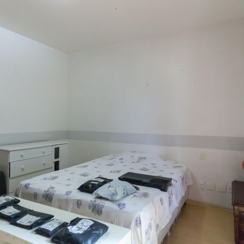 Casa à venda com 1272m², 4 quartos e 4 vagassuite 1 