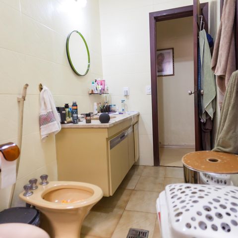 Casa à venda com 1272m², 4 quartos e 4 vagasBanheiro Social / semi suite 