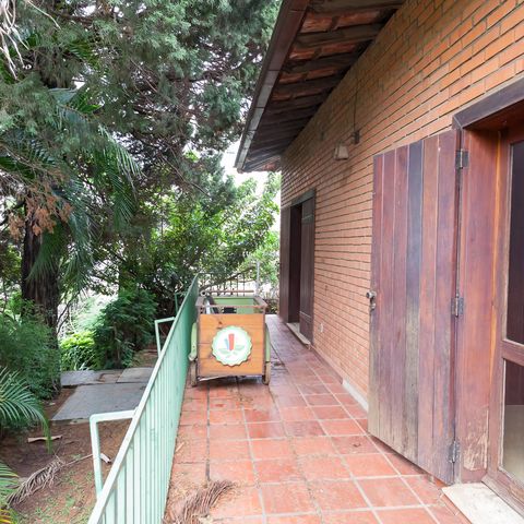Casa à venda com 1272m², 4 quartos e 4 vagasvaranda das suite 1 e 2 