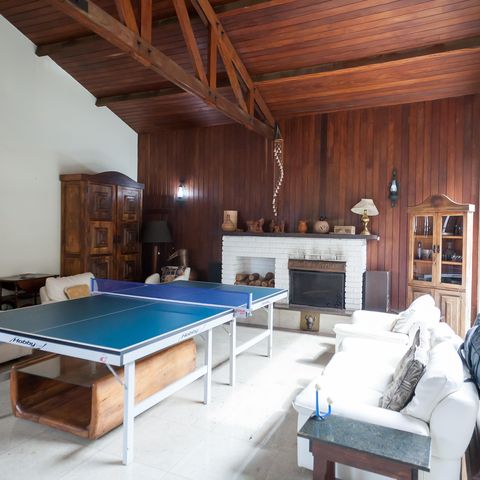 Casa à venda com 1272m², 4 quartos e 4 vagassala - lareira 