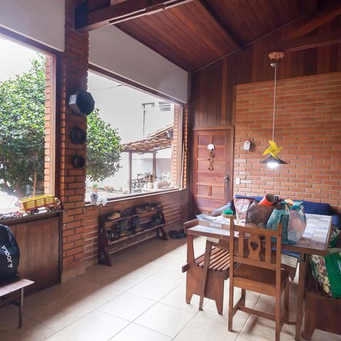 Casa à venda com 1272m², 4 quartos e 4 vagassala - verao 