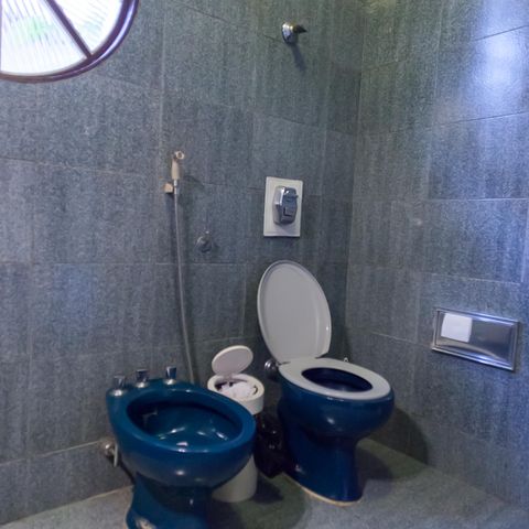 Casa à venda com 1272m², 4 quartos e 4 vagasBanheiro suite 2 