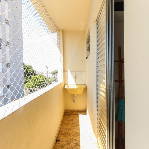 Casa à venda com 120m², 4 quartos e 2 vagas Casa à venda com 120m², 4 quartos e 2 vagasVaranda da Suíte 1