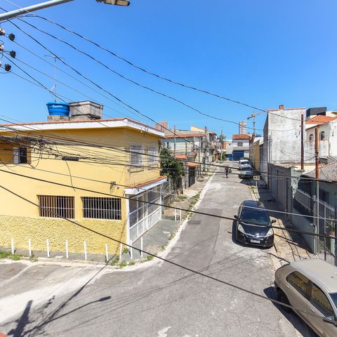 Casa à venda com 120m², 4 quartos e 2 vagas Casa à venda com 120m², 4 quartos e 2 vagasVista Varanda