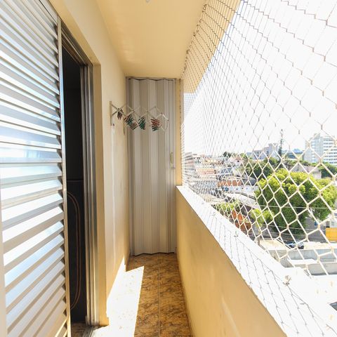 Casa à venda com 120m², 4 quartos e 2 vagas Casa à venda com 120m², 4 quartos e 2 vagasVaranda da Suíte 1