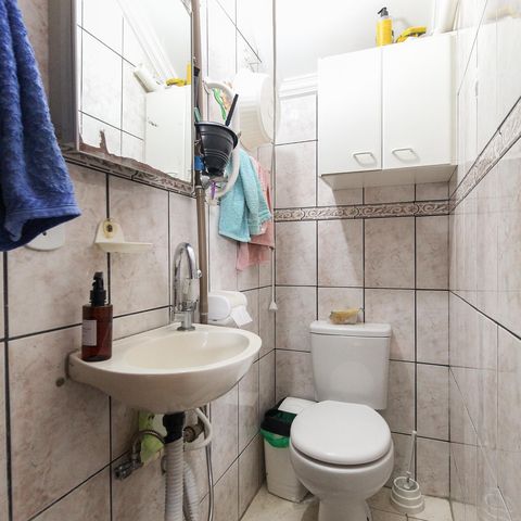 Casa à venda com 120m², 4 quartos e 2 vagas Casa à venda com 120m², 4 quartos e 2 vagasLavabo