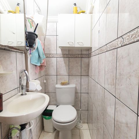 Casa à venda com 120m², 4 quartos e 2 vagas Casa à venda com 120m², 4 quartos e 2 vagasLavabo