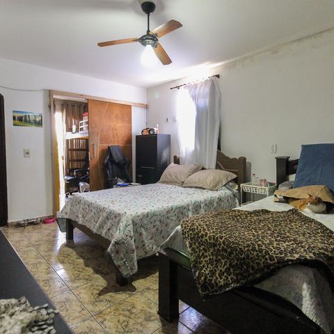 Casa à venda com 120m², 4 quartos e 2 vagas Casa à venda com 120m², 4 quartos e 2 vagasSuíte 2