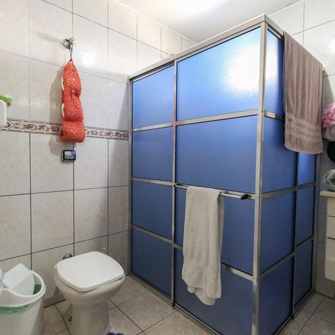Casa à venda com 120m², 4 quartos e 2 vagas Casa à venda com 120m², 4 quartos e 2 vagasBanheiro da Suíte 2