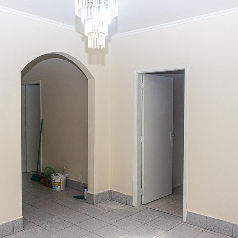 Casa para alugar com 220m², 3 quartos e 4 vagas Casa para alugar com 220m², 3 quartos e 4 vagasSala 3