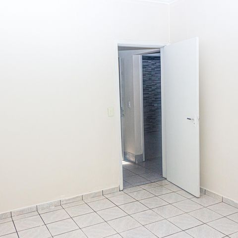 Casa para alugar com 220m², 3 quartos e 4 vagas Casa para alugar com 220m², 3 quartos e 4 vagasQuarto 2