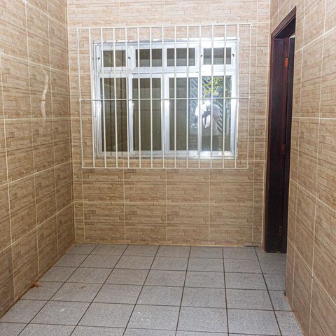 Casa para alugar com 220m², 3 quartos e 4 vagas Casa para alugar com 220m², 3 quartos e 4 vagasSala 2