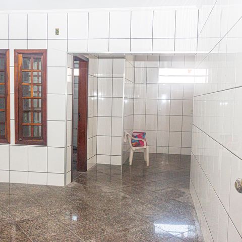 Casa para alugar com 220m², 3 quartos e 4 vagas Casa para alugar com 220m², 3 quartos e 4 vagasCozinha