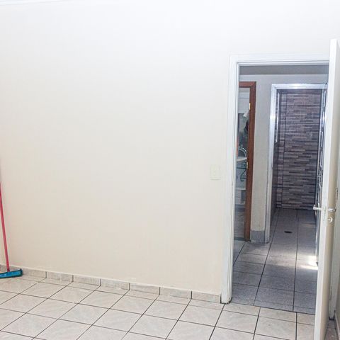 Casa para alugar com 220m², 3 quartos e 4 vagas Casa para alugar com 220m², 3 quartos e 4 vagasQuarto 2