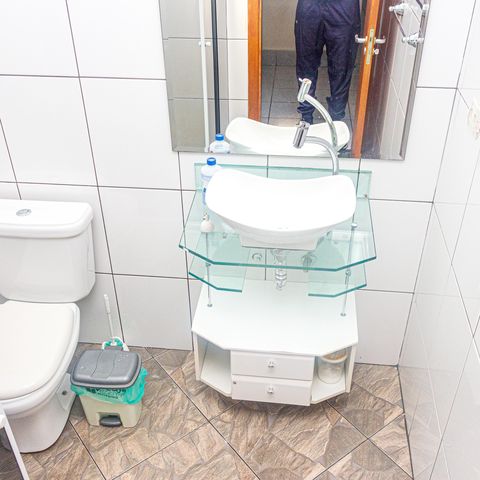 Casa para alugar com 220m², 3 quartos e 4 vagas Casa para alugar com 220m², 3 quartos e 4 vagasBanheiro