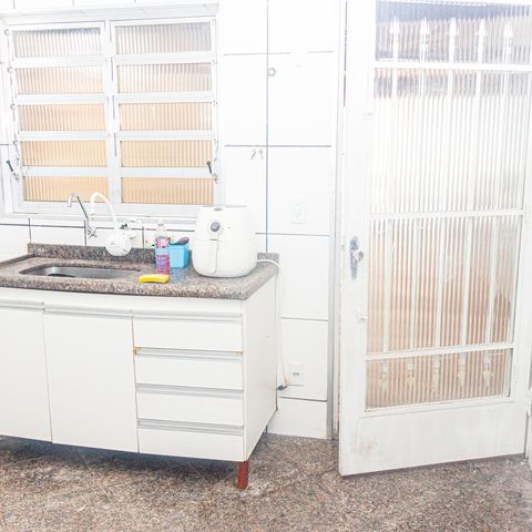 Casa para alugar com 220m², 3 quartos e 4 vagas Casa para alugar com 220m², 3 quartos e 4 vagasCozinha