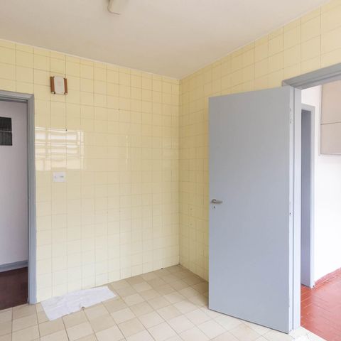 Apartamento à venda com 100m², 3 quartos e sem vaga Apartamento à venda com 100m², 3 quartos e sem vagaCozinha