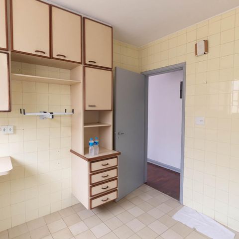 Apartamento à venda com 100m², 3 quartos e sem vaga Apartamento à venda com 100m², 3 quartos e sem vagaCozinha