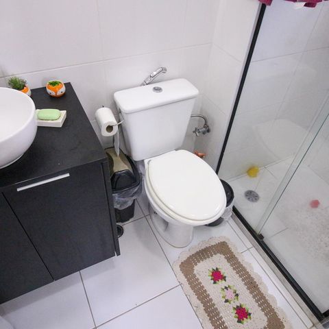 Apartamento à venda com 44m², 2 quartos e 1 vaga Apartamento à venda com 44m², 2 quartos e 1 vagaBanheiro