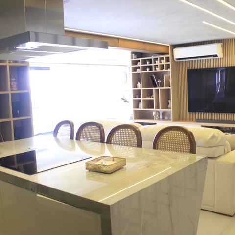 Apartamento à venda com 145m², 4 quartos e 2 vagasCozinha 