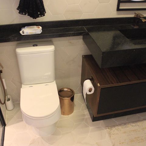 Apartamento à venda com 145m², 4 quartos e 2 vagasBanheiro da Suíte 2