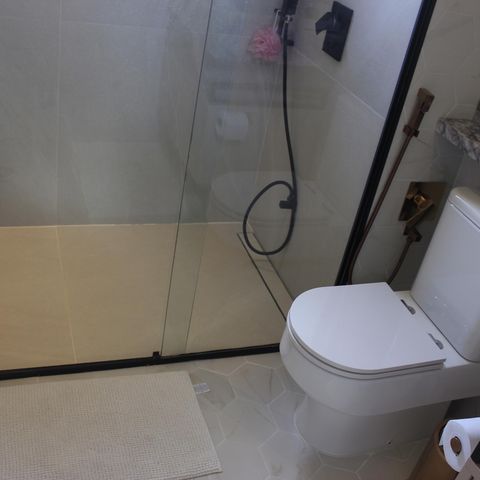 Apartamento à venda com 145m², 4 quartos e 2 vagasBanheiro social