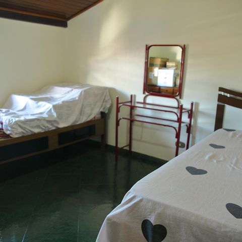 Casa à venda com 241m², 4 quartos e 4 vagasQuarto 4