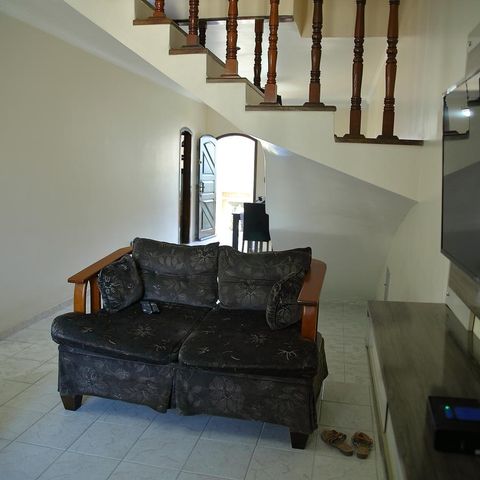 Casa à venda com 241m², 4 quartos e 4 vagasSala (estar) 
