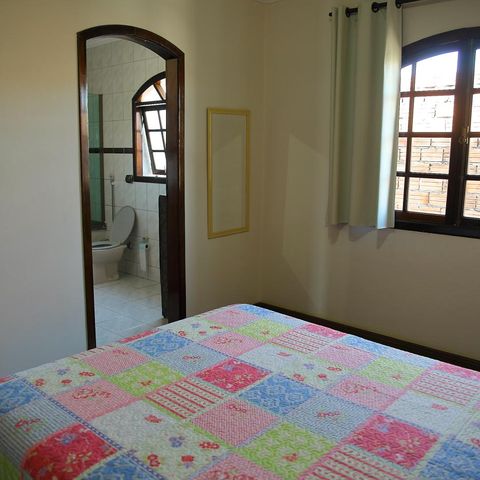 Casa à venda com 241m², 4 quartos e 4 vagasSuíte 