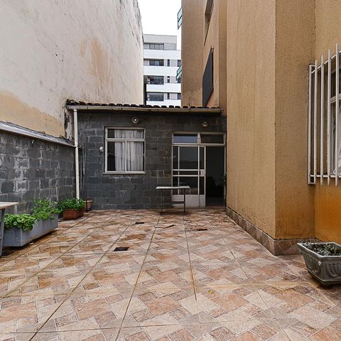 Apartamento à venda com 200m², 4 quartos e 2 vagasÁrea Privativa