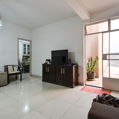 Apartamento à venda com 200m², 4 quartos e 2 vagasSala 