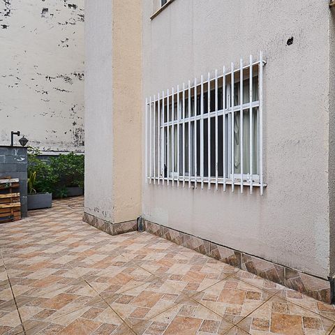 Apartamento à venda com 200m², 4 quartos e 2 vagasÁrea Privativa