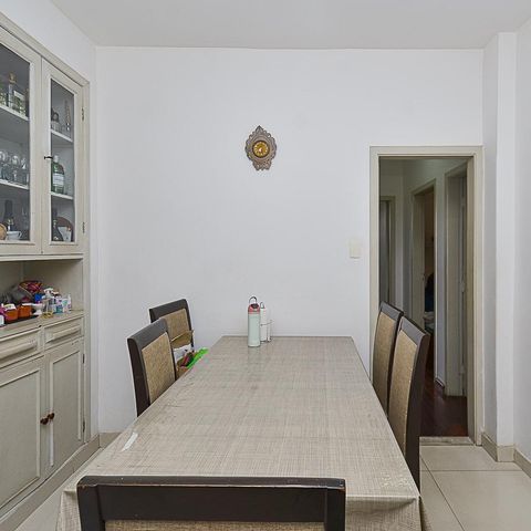 Apartamento à venda com 200m², 4 quartos e 2 vagasCopa