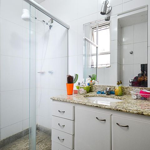 Apartamento à venda com 200m², 4 quartos e 2 vagasBanheiro Suíte