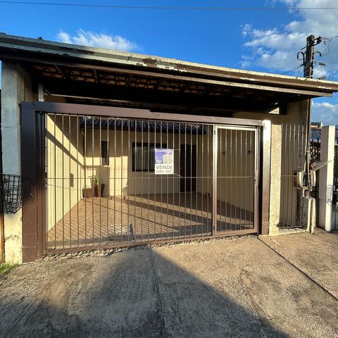 Casa à venda com 60m², 2 quartos e 2 vagas Casa à venda com 60m², 2 quartos e 2 vagasPlaca