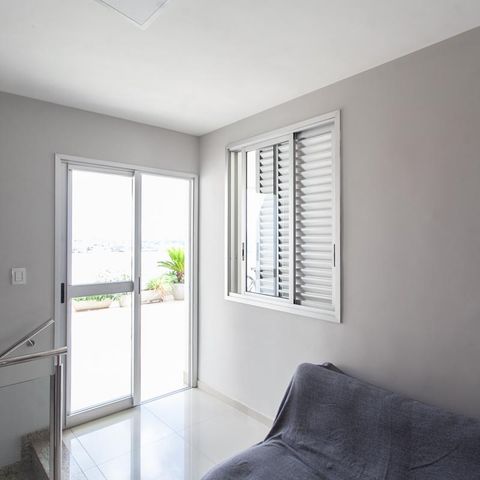 Apartamento à venda com 145m², 3 quartos e 3 vagas Apartamento à venda com 145m², 3 quartos e 3 vagasSala 2