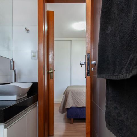 Apartamento à venda com 145m², 3 quartos e 3 vagas Apartamento à venda com 145m², 3 quartos e 3 vagasBanheiro da Suíte
