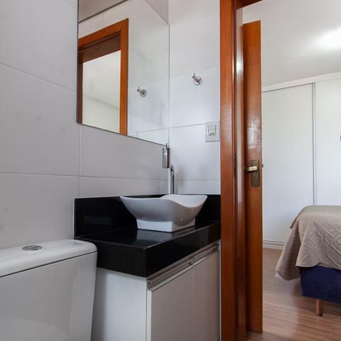 Apartamento à venda com 145m², 3 quartos e 3 vagas Apartamento à venda com 145m², 3 quartos e 3 vagasBanheiro da Suíte