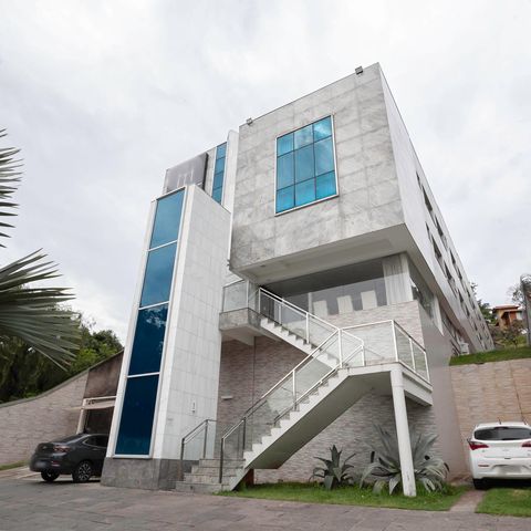 Studio à venda com 19m², 1 quarto e 1 vaga Studio à venda com 19m², 1 quarto e 1 vagaFachada