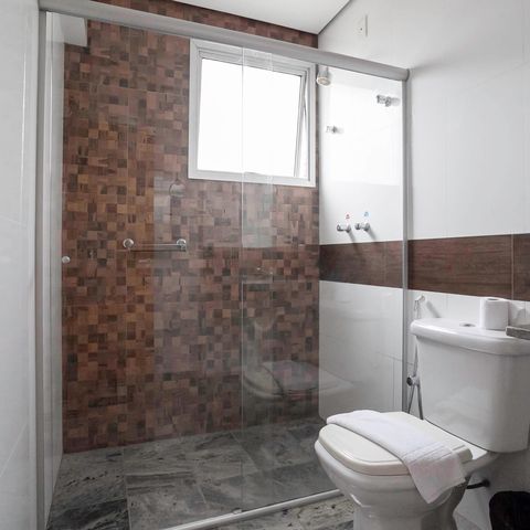 Studio à venda com 19m², 1 quarto e 1 vaga Studio à venda com 19m², 1 quarto e 1 vagaBanheiro da suíte