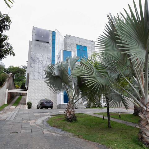 Studio à venda com 19m², 1 quarto e 1 vaga Studio à venda com 19m², 1 quarto e 1 vagaFachada