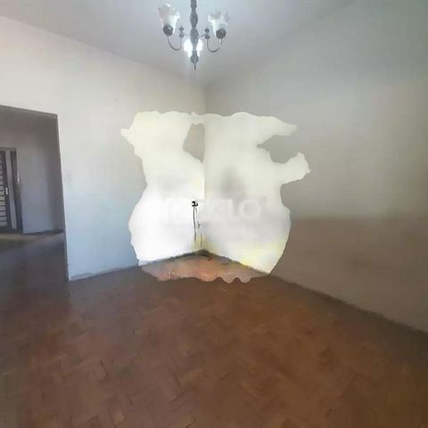 Casa à venda com 220m², 4 quartos e 3 vagas Casa à venda com 220m², 4 quartos e 3 vagasFoto 06