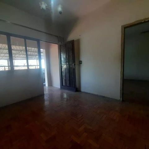Casa à venda com 220m², 4 quartos e 3 vagas Casa à venda com 220m², 4 quartos e 3 vagasFoto 07