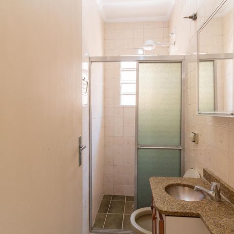 Casa à venda com 200m², 3 quartos e 3 vagasBanheiro da Suíte