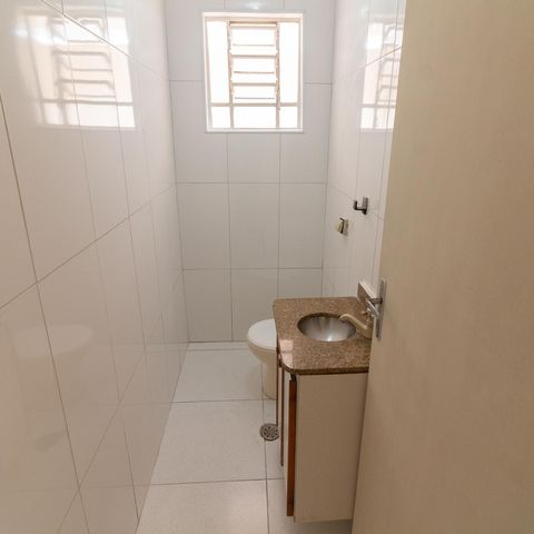 Casa à venda com 200m², 3 quartos e 3 vagasLavabo
