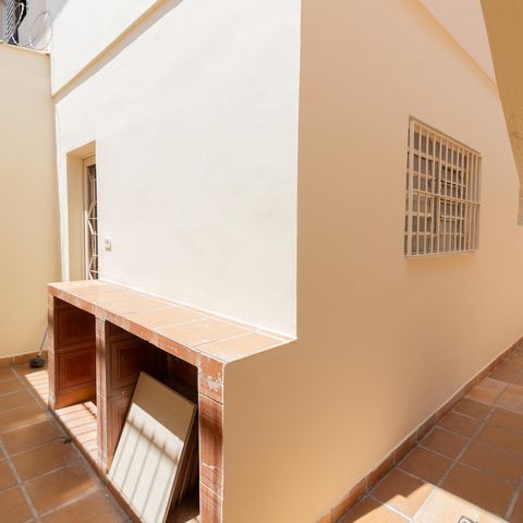 Casa à venda com 200m², 3 quartos e 3 vagasÁrea de Serviço