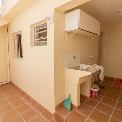 Casa à venda com 200m², 3 quartos e 3 vagasÁrea de Serviço