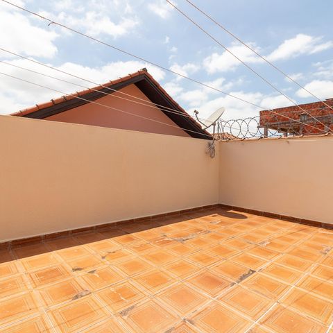 Casa à venda com 200m², 3 quartos e 3 vagasÁrea de Serviço