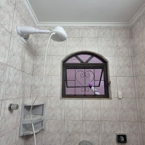 Casa para alugar com 120m², 3 quartos e 1 vaga Casa para alugar com 120m², 3 quartos e 1 vagaBanheiro
